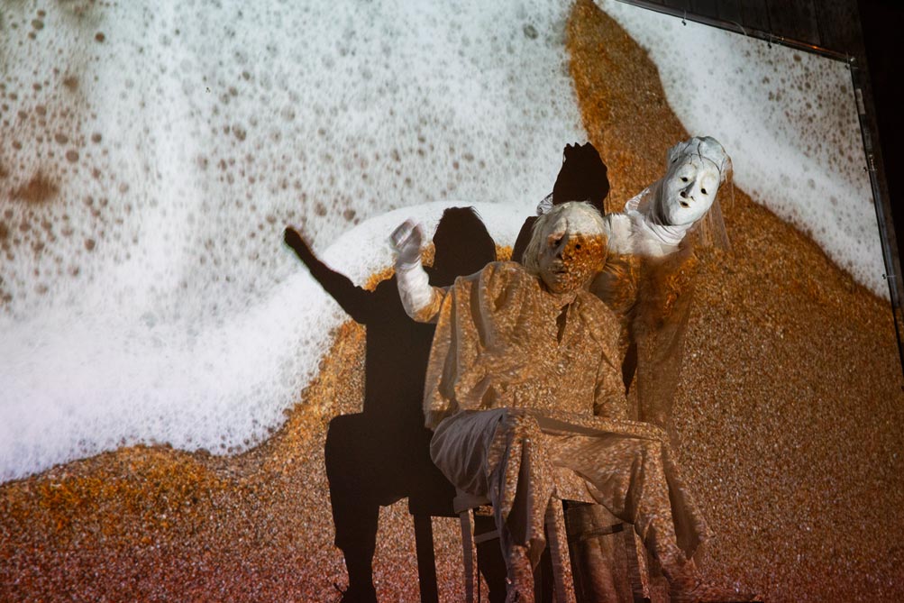 maskentheater-trottellumme-Wiltz-7 Nachtschatten, Nuit des Lampions, Wiltz, Luxemburg